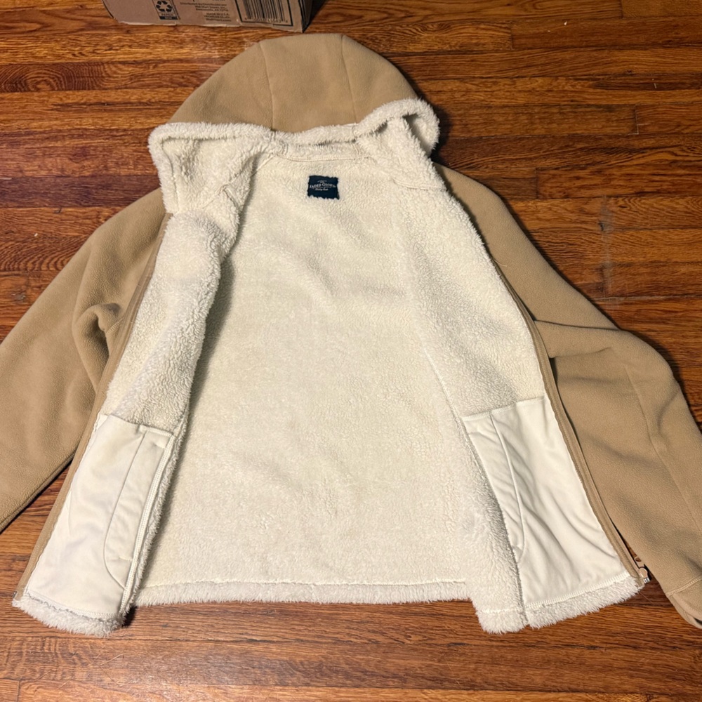 Faded Glory Tan Teddy Jacket with Cream Accents - Picture 6 of 8